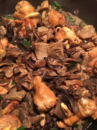 Wild Mushroom Co. Gourmet Mix Mushrooms